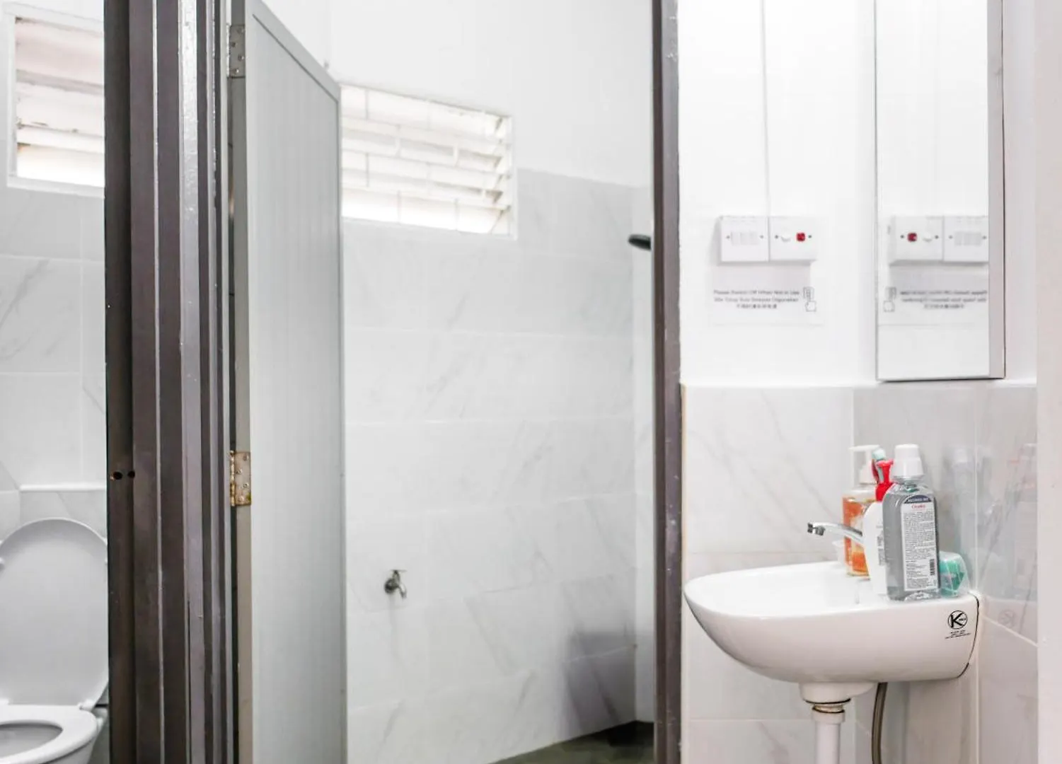 Lodge 22, 5 Min Walk To Adventist & Pulau Tikus Market George Town 0*,